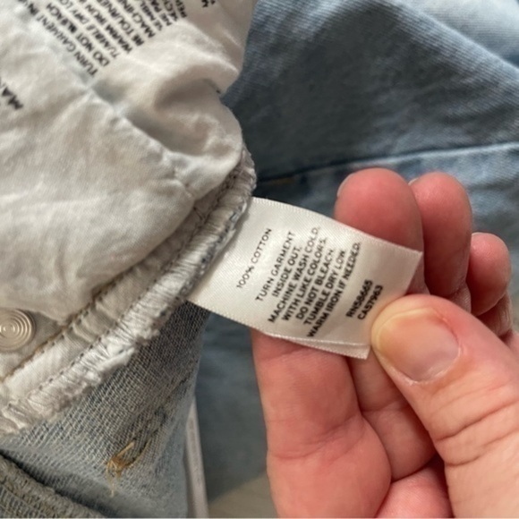 BP High Rise Button Fly Mom Jeans - Size 32 - Blue Light Vintage Wash - NWT - Picture 5 of 7